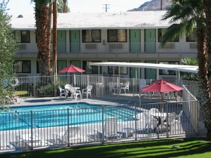 pool at Motel 6